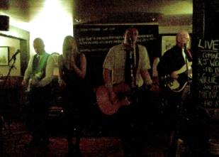 The Wah Wahs
photo:- Dave Denyer