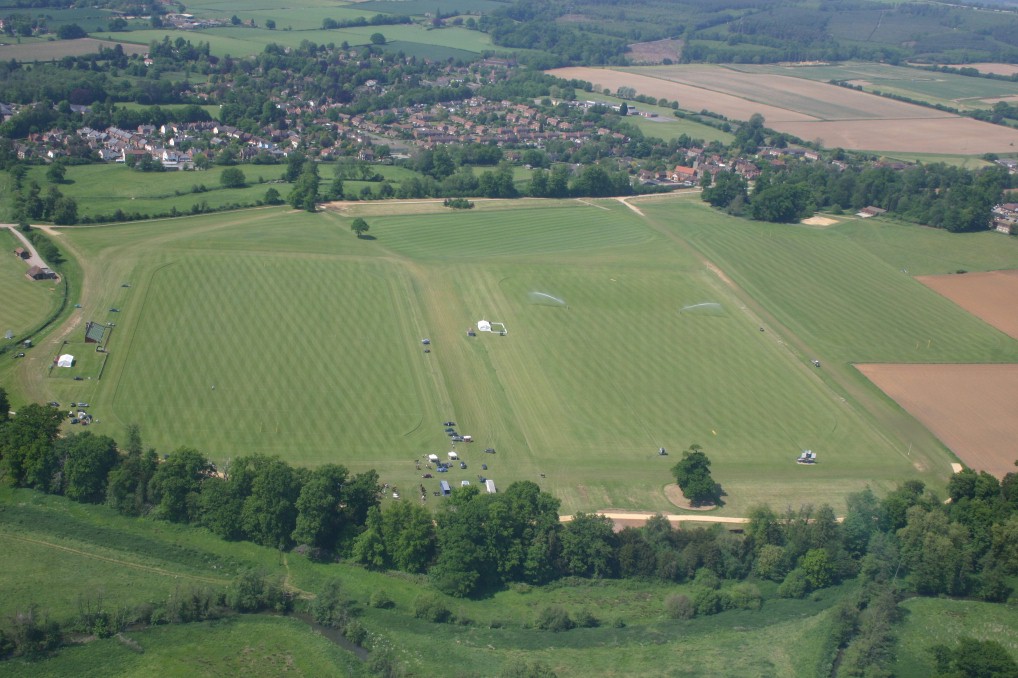 Easebourne & Cowdray Polo lawns 1 & 2
photo: Charles Seavill
click to return