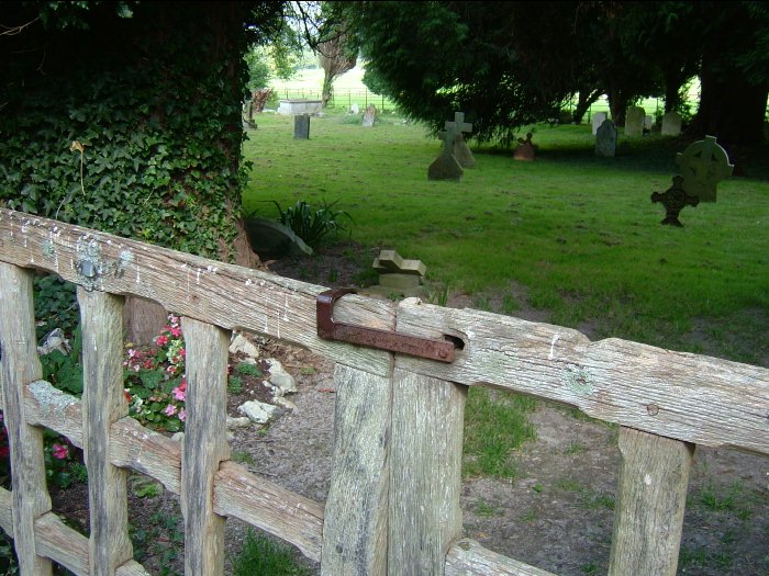 Graffham - 07 Sep 2007  ref:070907_01
click for next photo