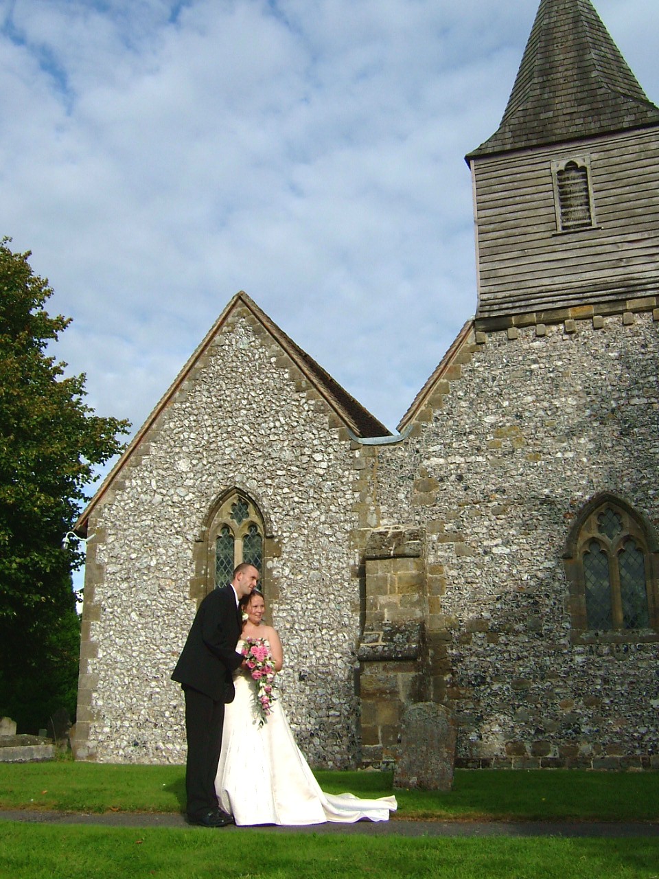 Donna Dudman, wedding Heyshott
 click image to return
