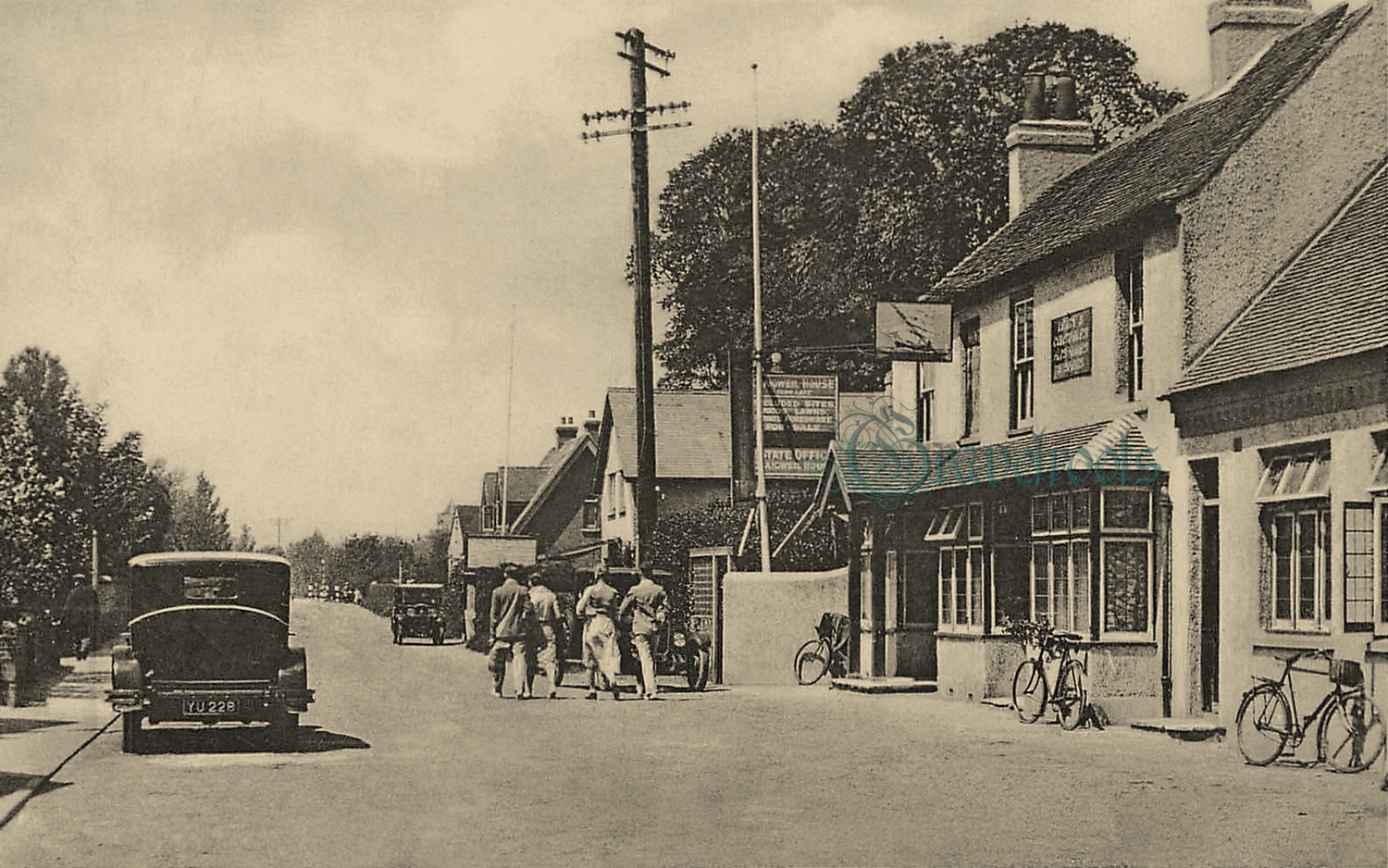  old photo of Aldwick High Street, Sussex - click image below to return