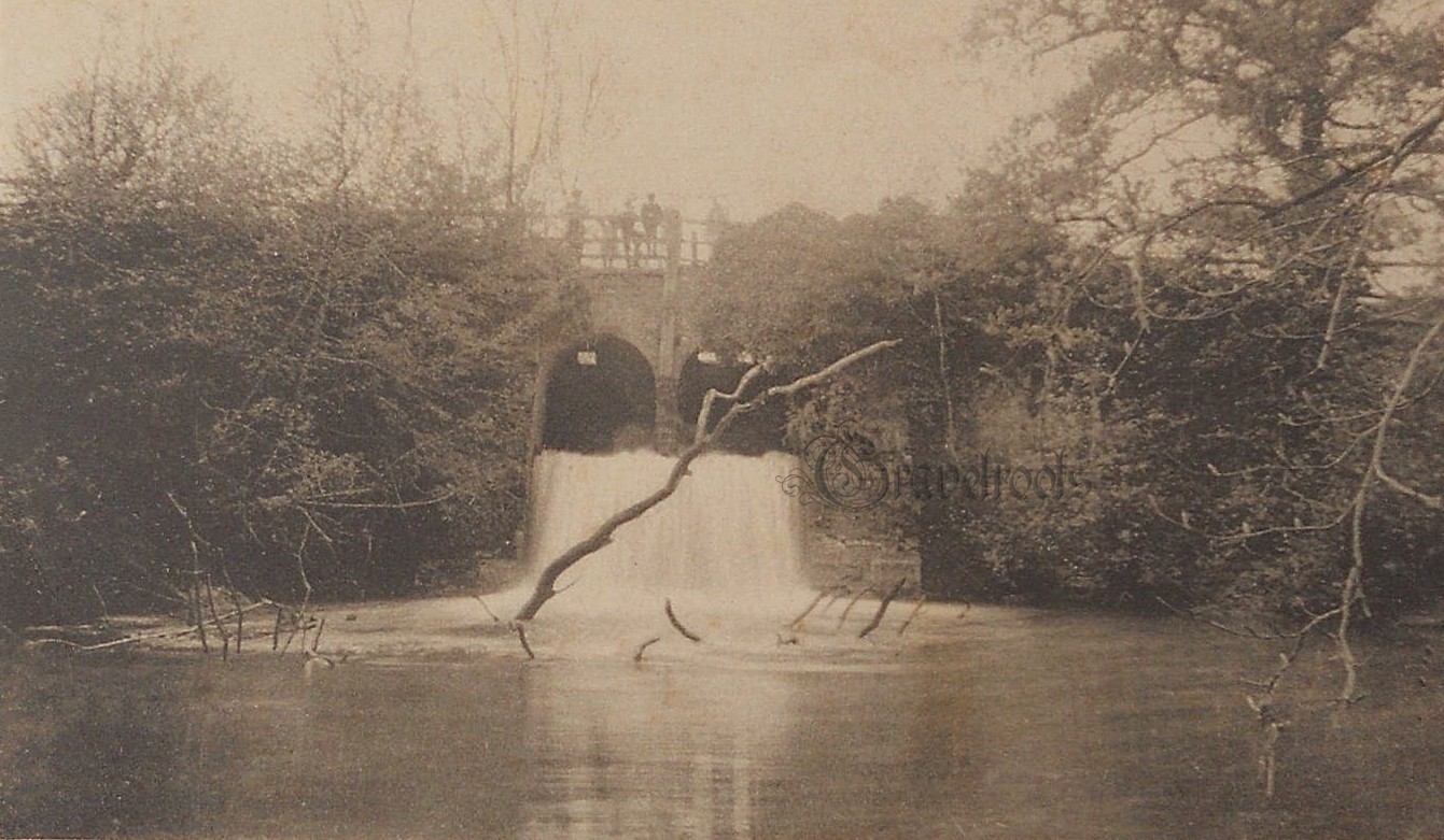Old photos of Wassell Mill, Ebernoe - click to return