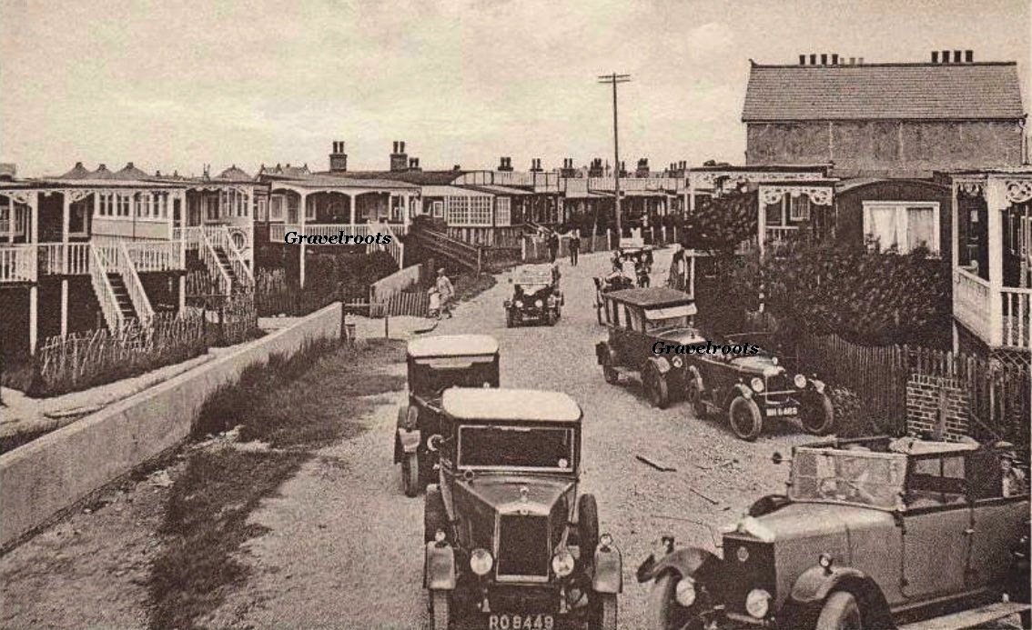 Old photo of Sea Road, Felpham, Sussex, c.1930s - click to return