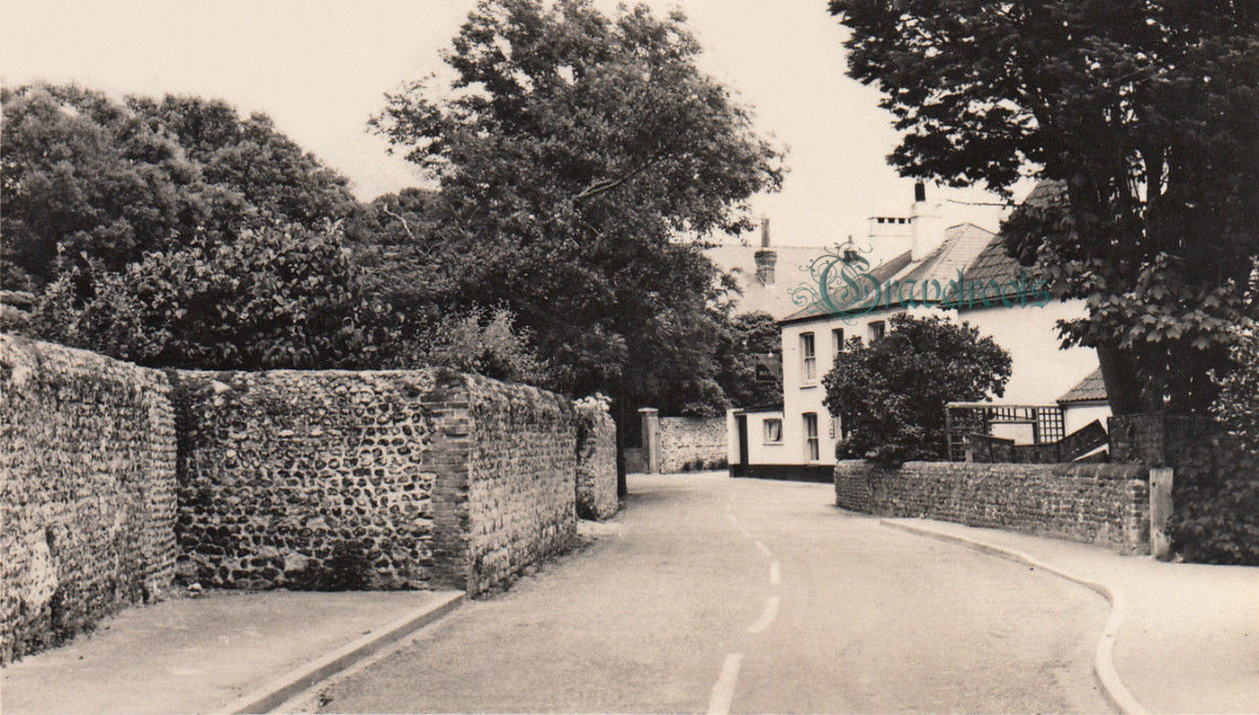  old photo of Felpham, Sussex - click image below to return