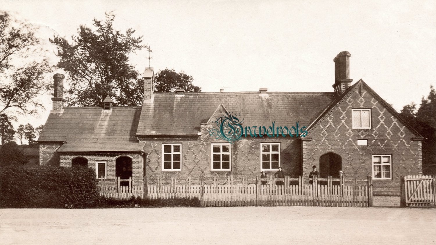Old photos of Baughurst School near Basingstoke, Hampshire, Hampshire, England - click image to return