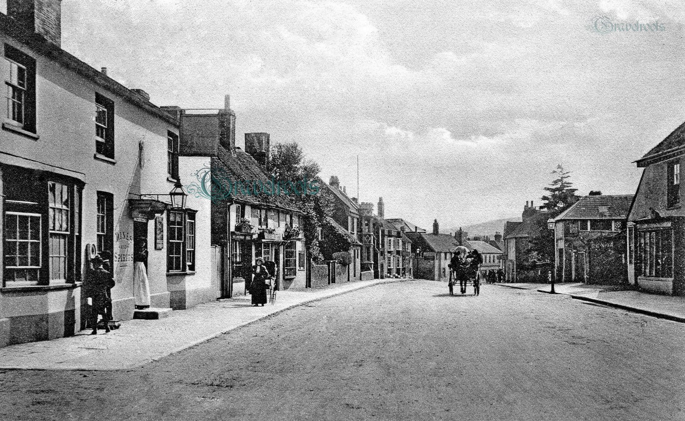 Dragon Street, Old Petersfield - click image below to return