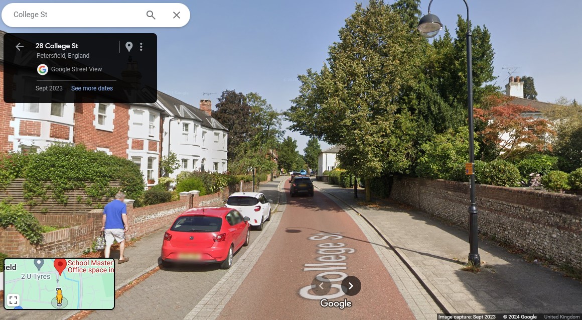 College Street, Petersfield, Hampshire - click image to return