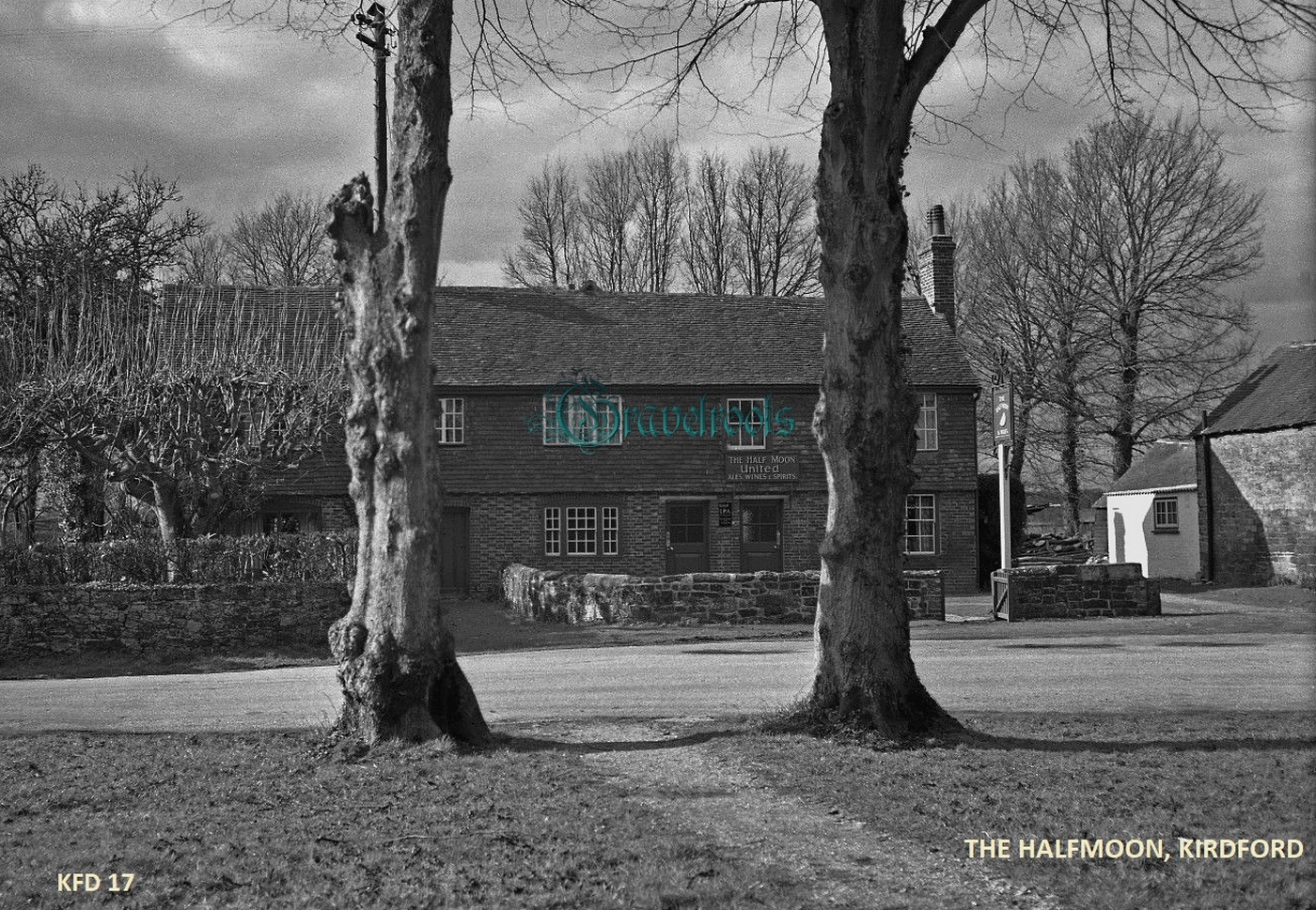 Half Moon pub, Glasshouse Lane, Kirdford -  - click image below to return to album