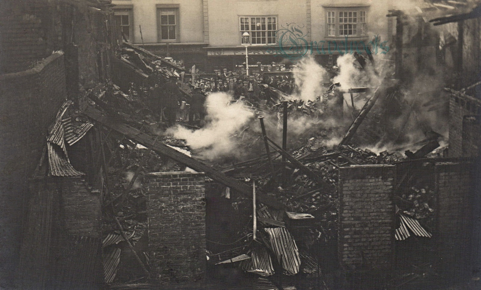 old photo of Fire at Smiths, Lewes, Sussex - click image below to return