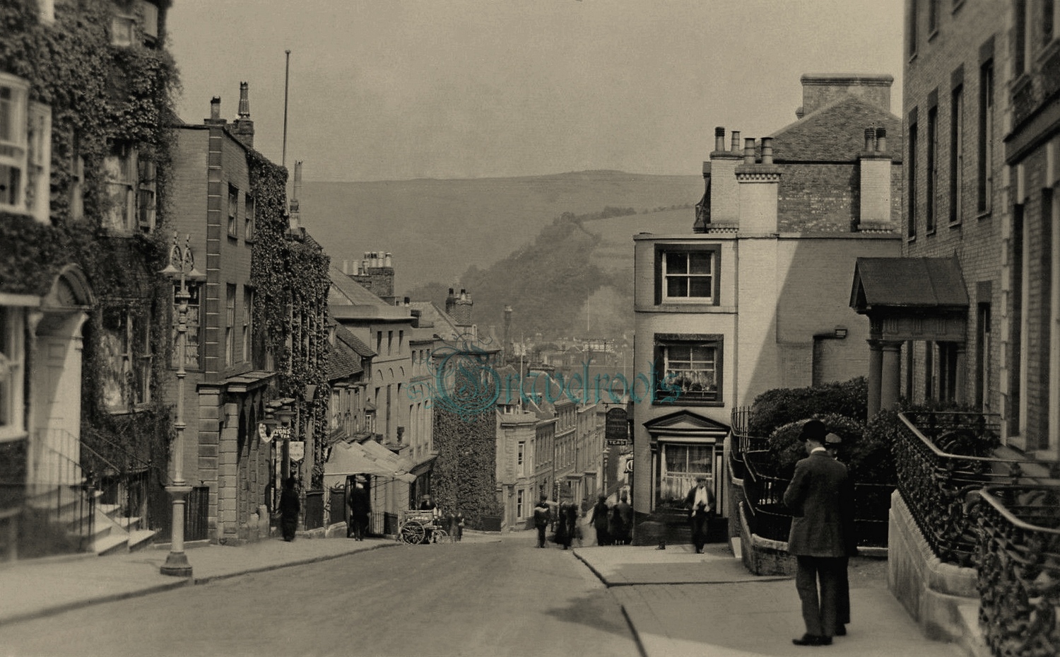  old photo of School Hill, Lewes, Sussex - click image below to return