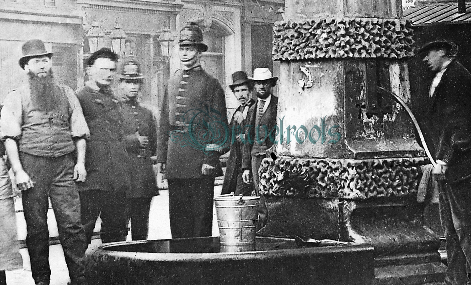  old photos of London,  - click image to return