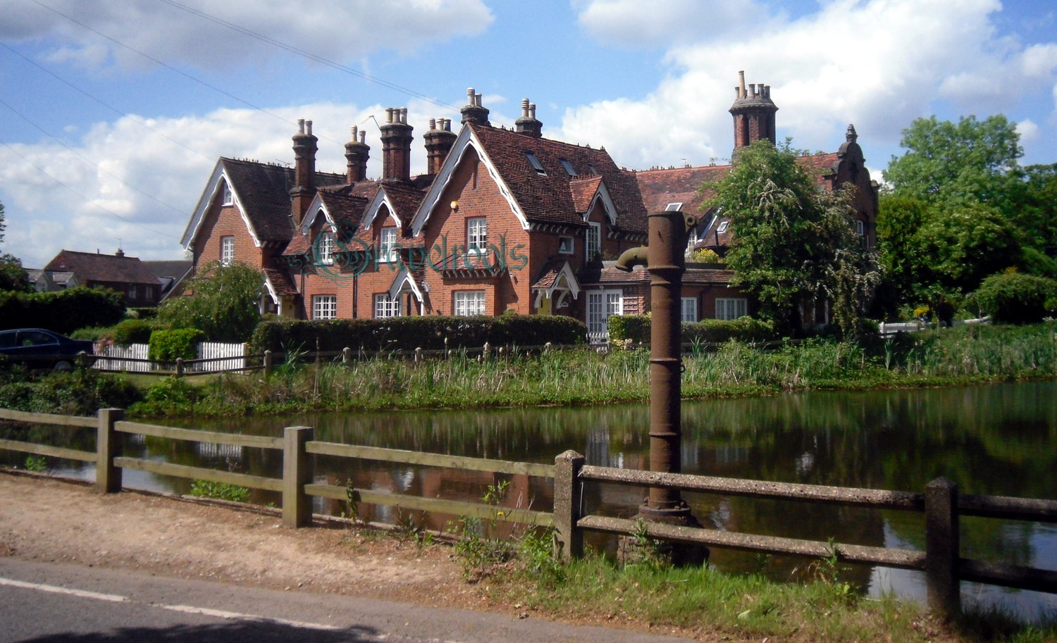  old Social history comparison photo of Wood Lane, Stanmore, Middlesex - click image below to return