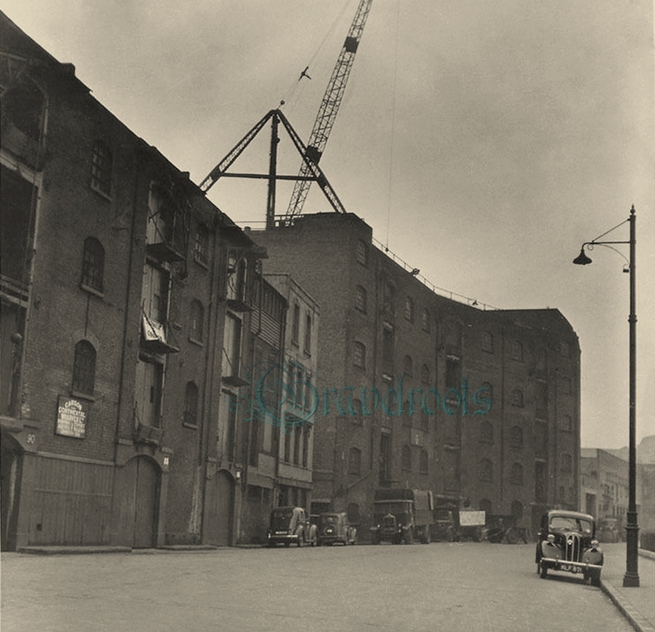  old photo of Warehouses at Free Trade Wharf, Wapping, London,  - click image to return