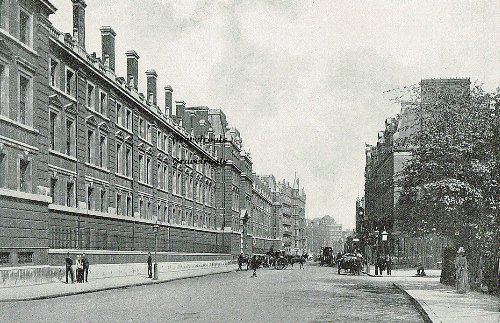 Knightsbridge Barracks, Old London
