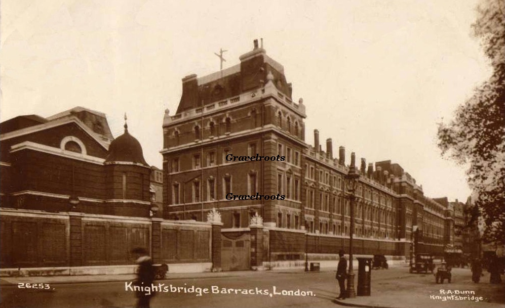 Knightsbridge, London, England - click to return