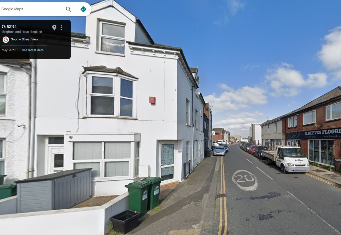 Looking into North Street from Boundary Road, Portslade, Hove, Brighton, Sussex - click image to return