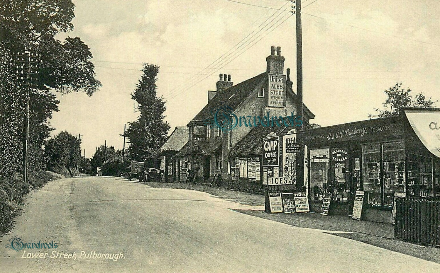 Red Lion Pub, Lower Street, Pulborough - click image below to return