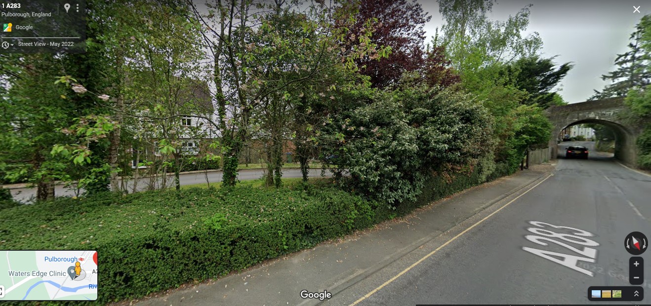 A283 Station Road, Pulborough - click image to return