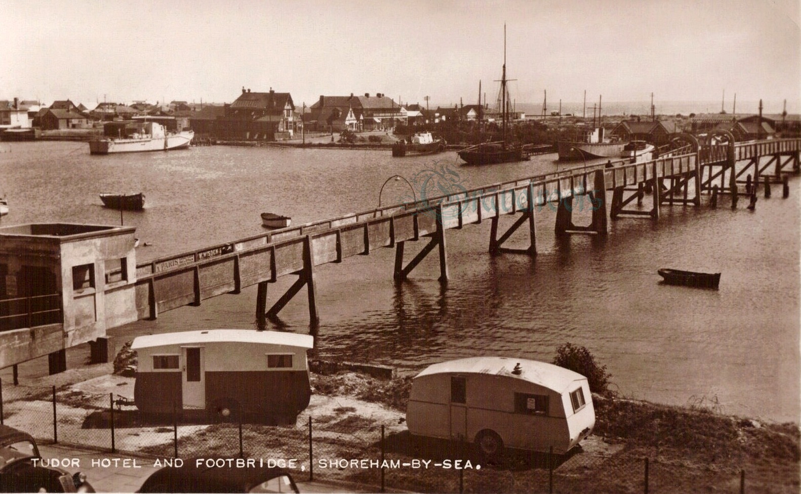 Old photos of the Footbridge, Shoreham - click image to return