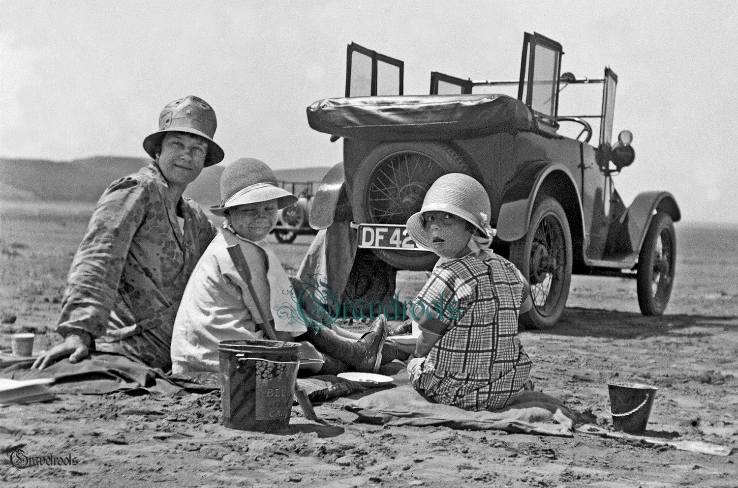 old Social history photos of a Day at the Seaside, Sussex - click image to return