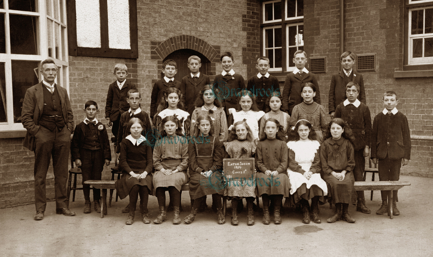  old  Social history photos of Eaton Socon School, Bedfordshire - click image below to return