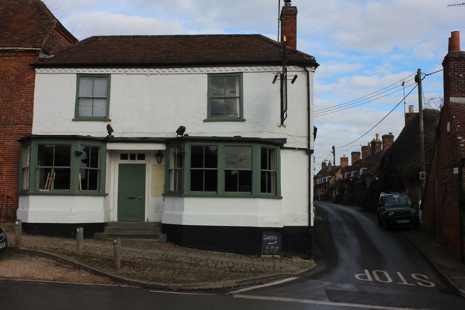  old photos of old Pubs Bars and Hotels, Cross Keys, 16 High Street, Great Bedwyn, Wiltshire - click image to return