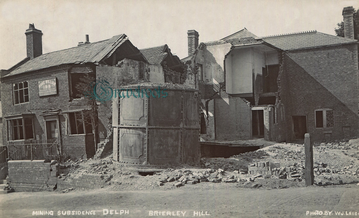  old photos of Duke William Inn, Brierley Hill - click image below to return