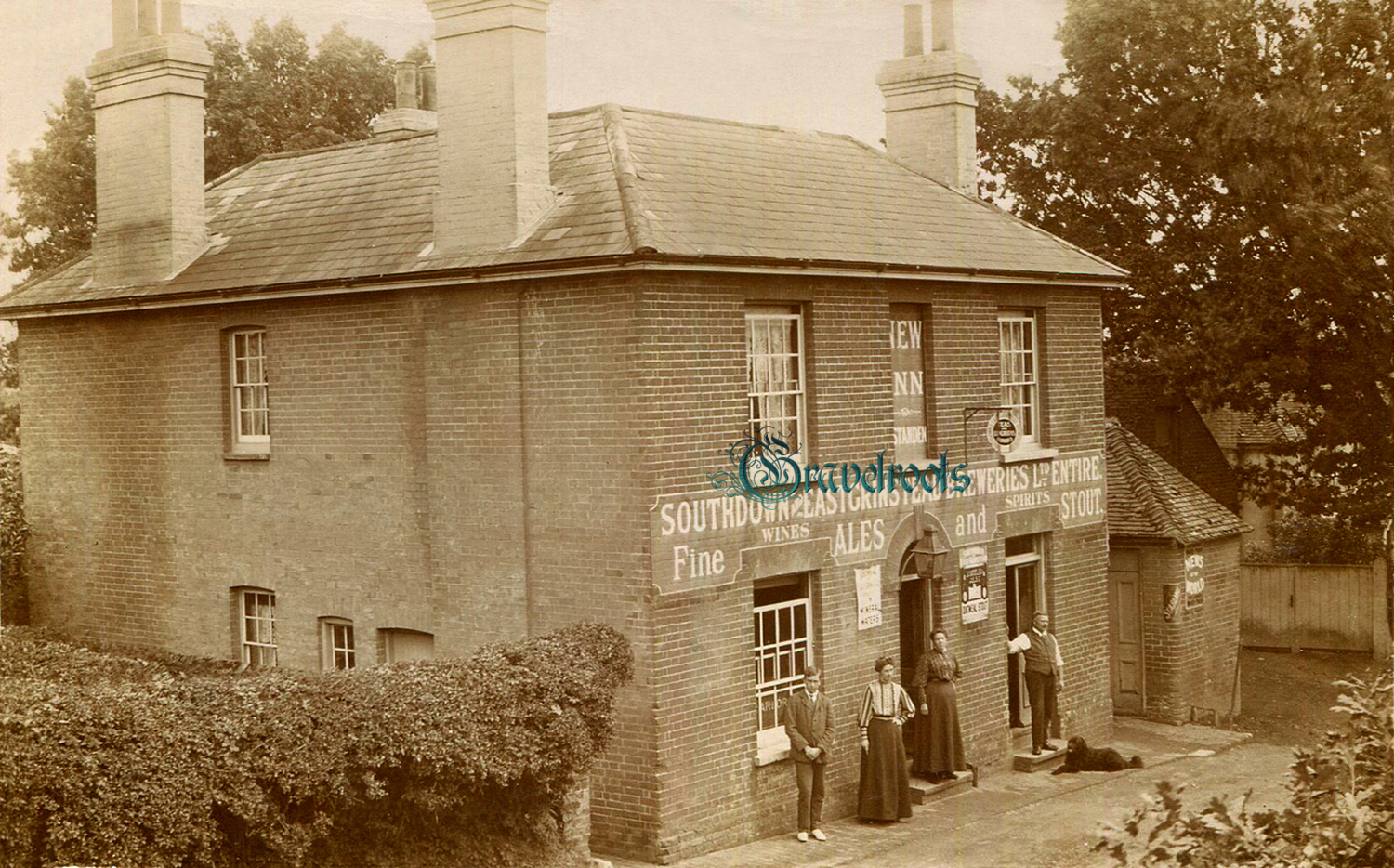  old photos of old Pubs Bars and Hotels, New Inn, Ridgewood, Uckfield, Sussex - click image below to return