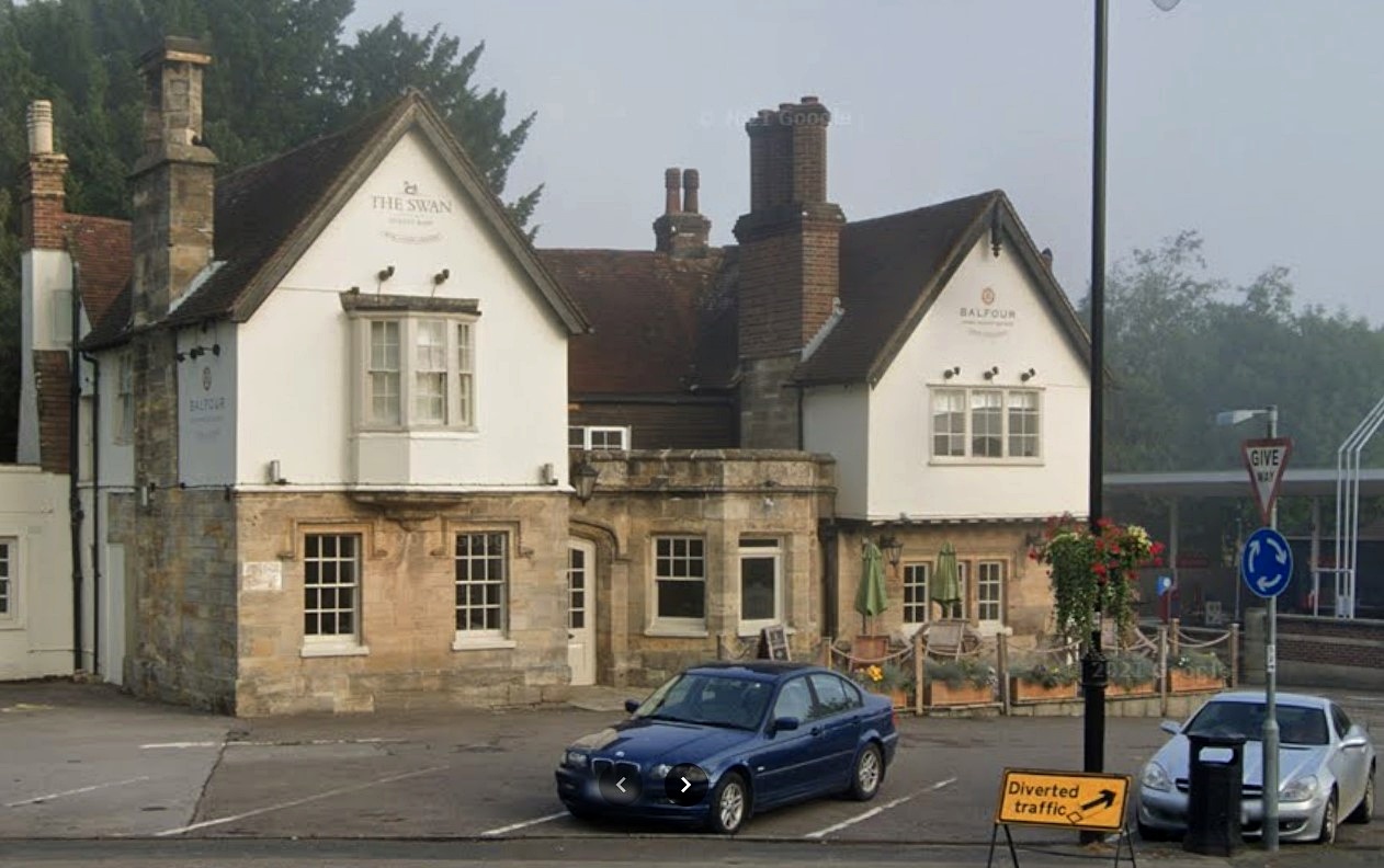 The Swan, Lewes Road, Forest Row, Sussex - click image to return