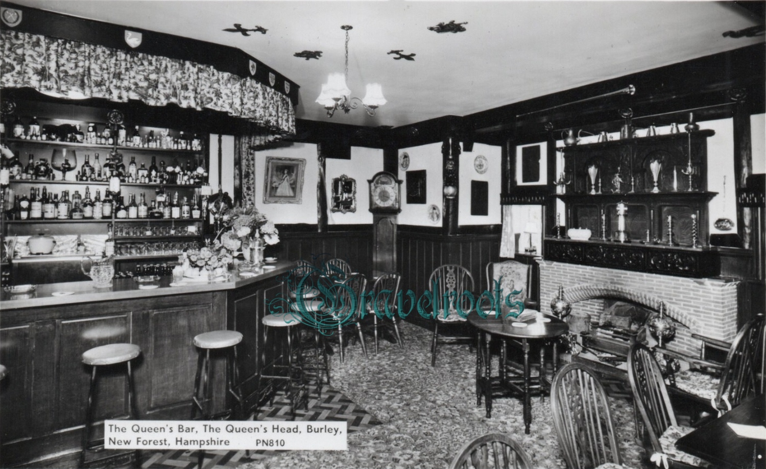  old photos of Queens Head, Burley nr Ringwood, New Forest, Hampshire - click image below to return
