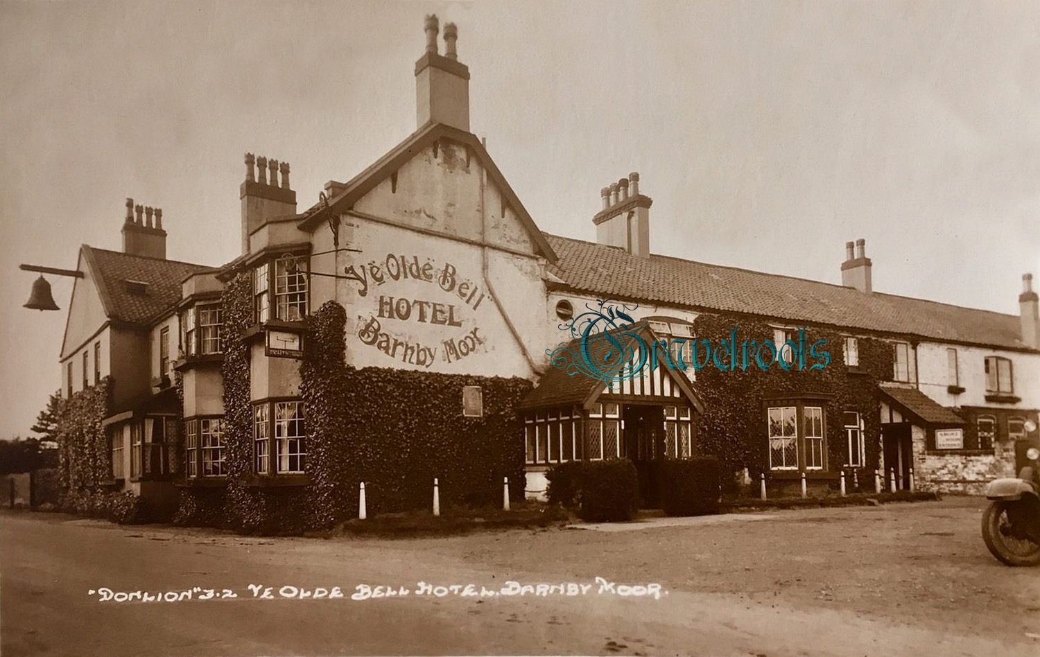 photos of old Pubs Bars and Hotels, Barnby Moor, Yorkshire - click image below to return