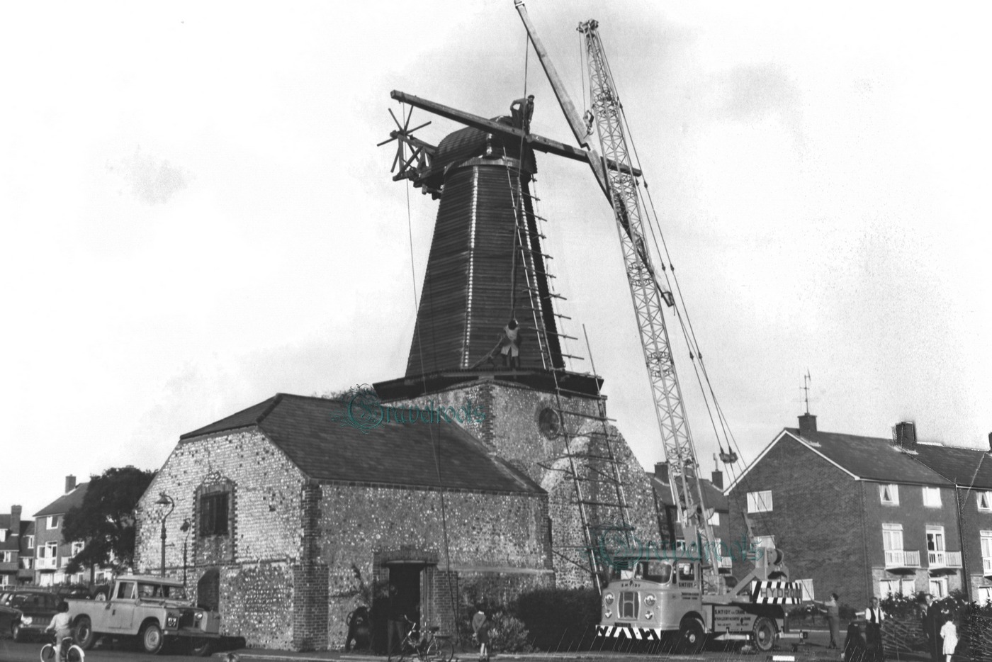 West Blatchington mill repairs, Hove, Brighton, Sussex - Old photos SM Tidy - click image below to return