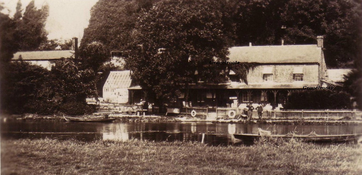 Black Rabbit, Old Arundel - click to return