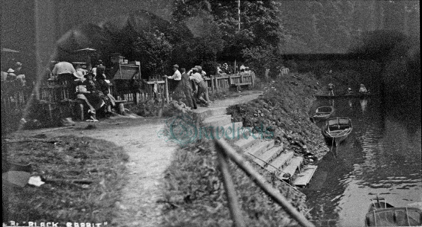 Black Rabbit, Old Arundel - click to return