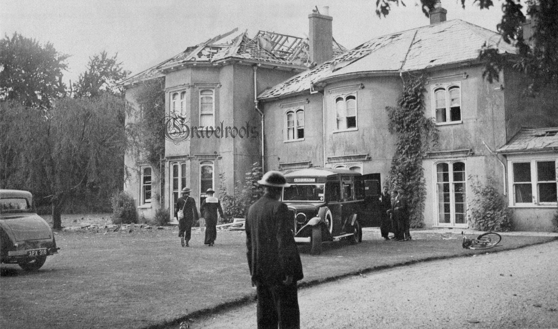 Old photo of the Den, Bognor Regis, Sussex, bombed September 1940 - click to return
