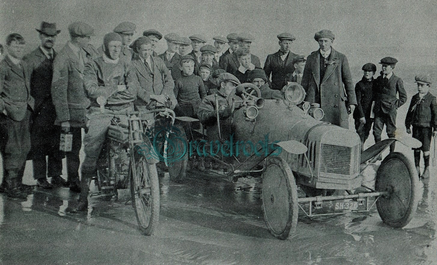  old photo  of Motor Racing on sands, Bognor Regis, Sussex - click image to return