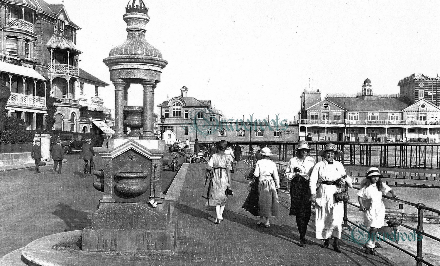  old photos of Bognor Regis, Sussex - click image below to return