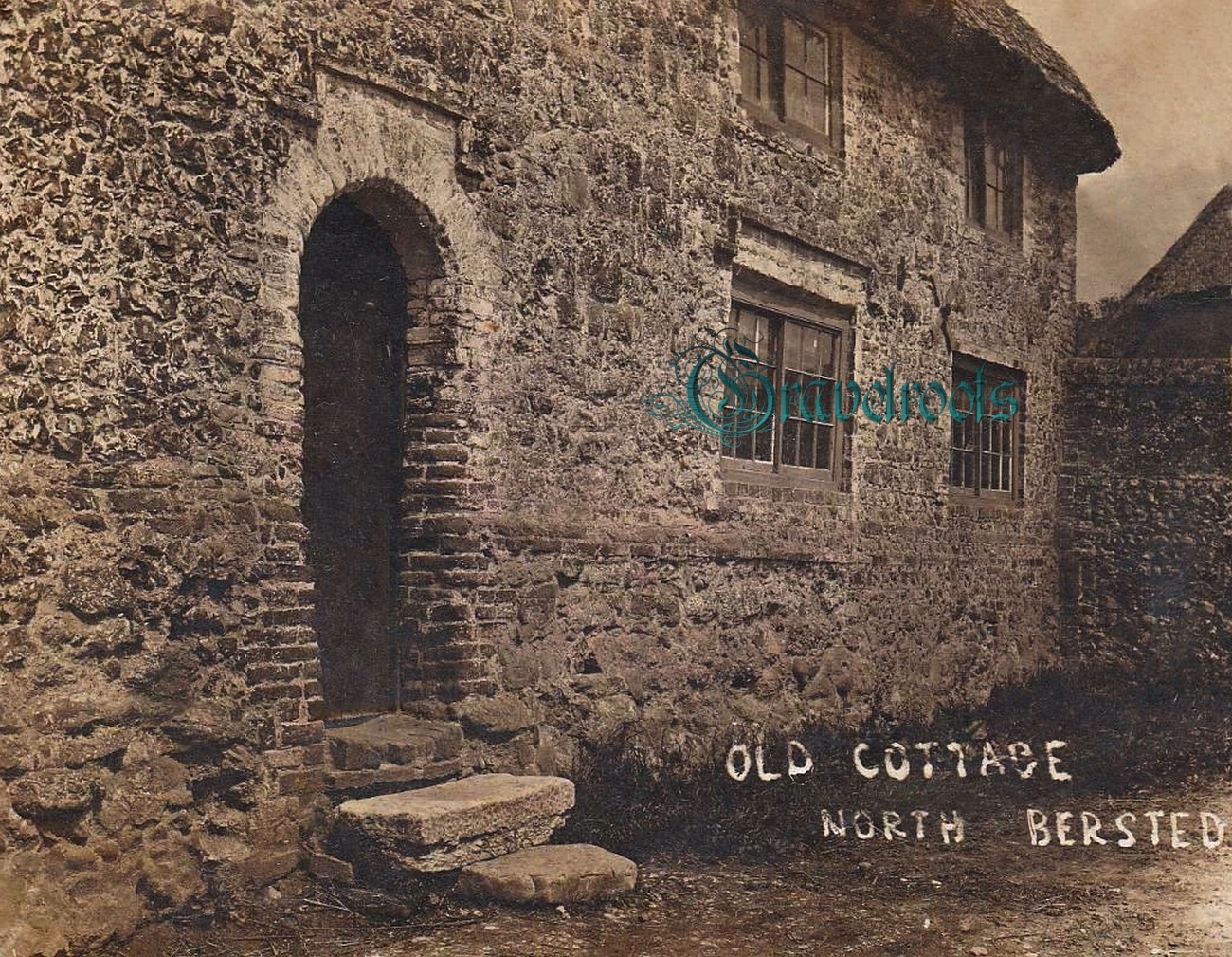  old photo of Old Cottage in North Bersted, Bognor Regis, Sussex - click image to return