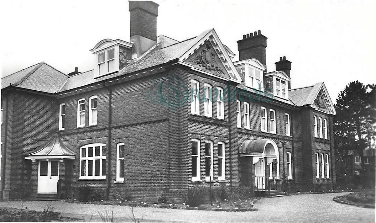 Old photo of Hambledon Place, Bognor Regis, Sussex - see image below