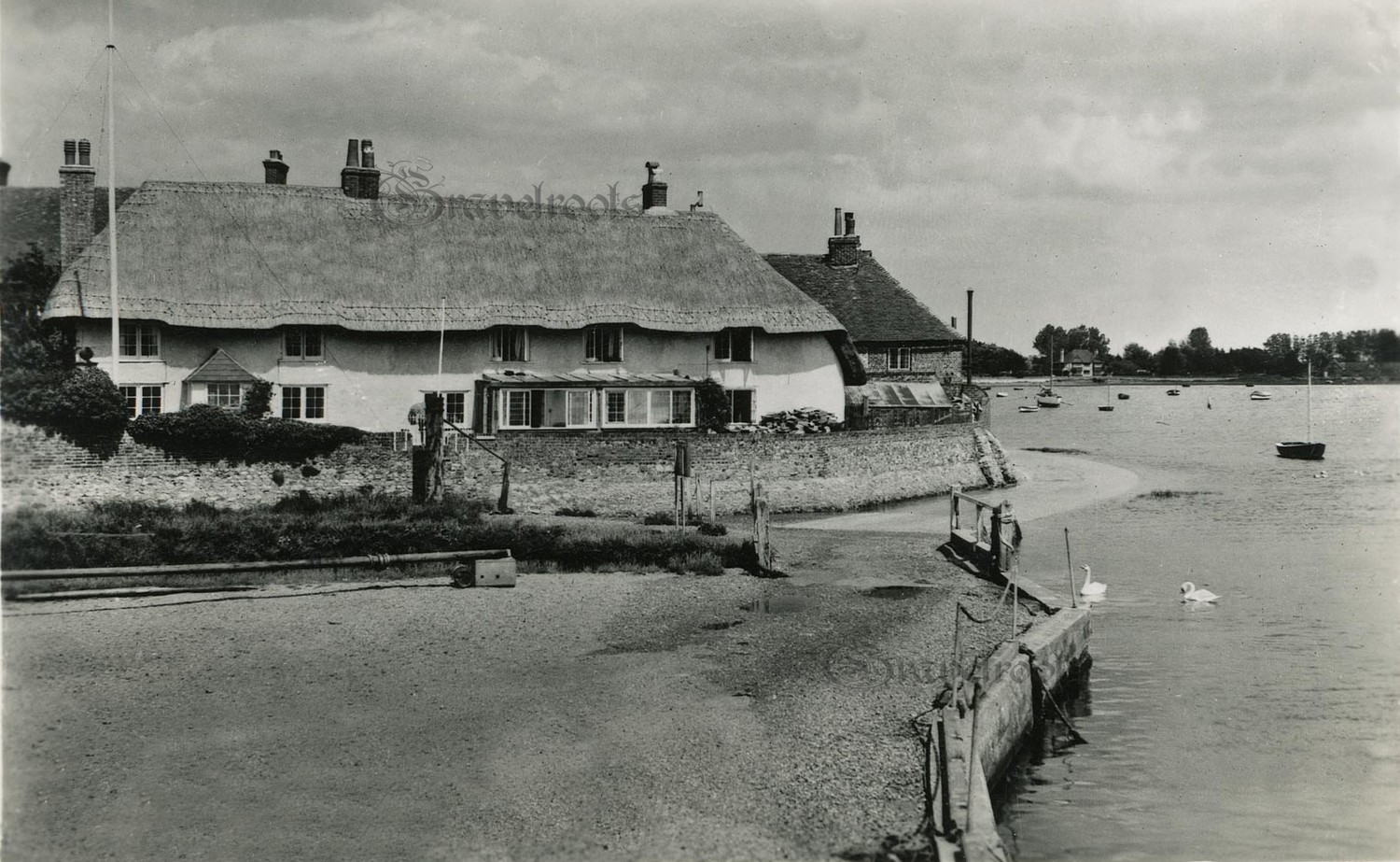 Quay Cottage, Bosham, click image to return