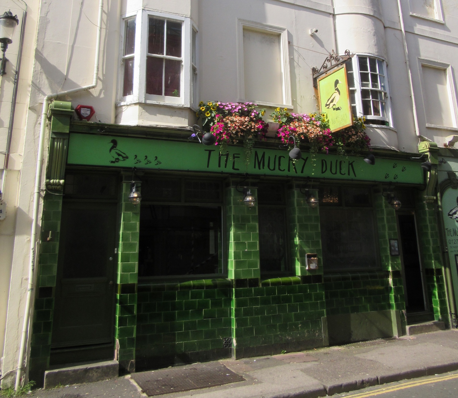 Mucky Duck, Manchester Street, Brighton - click image to return