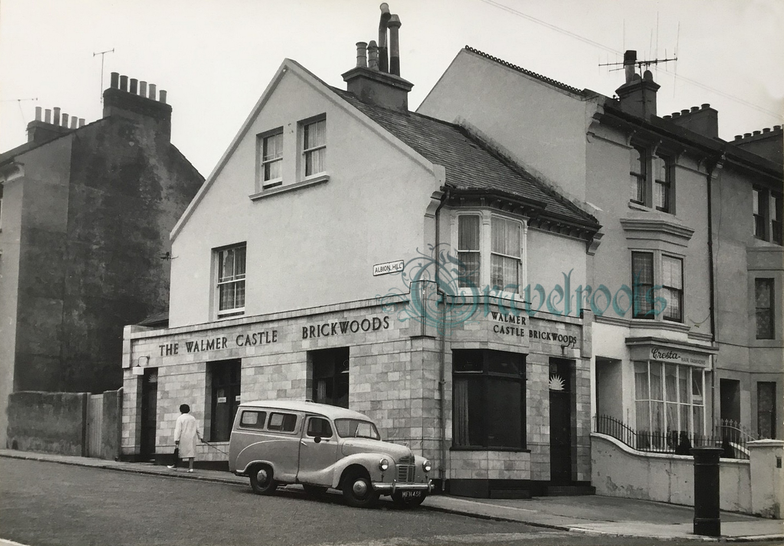 Old photo of Walmer Castle Pub, Brighton -  - click image below to return