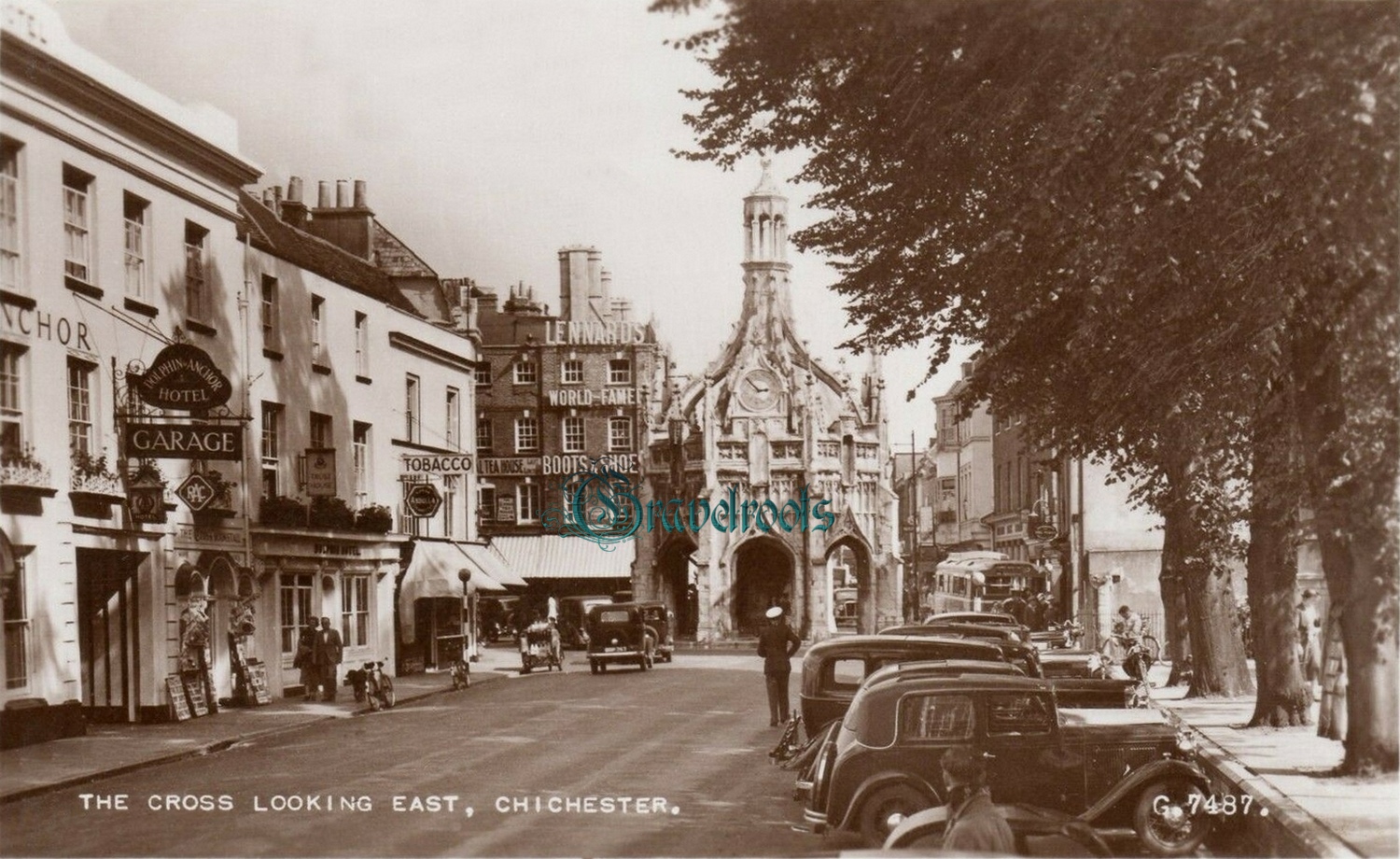  old photo of West Street, Chichester, Sussex - click image to return
