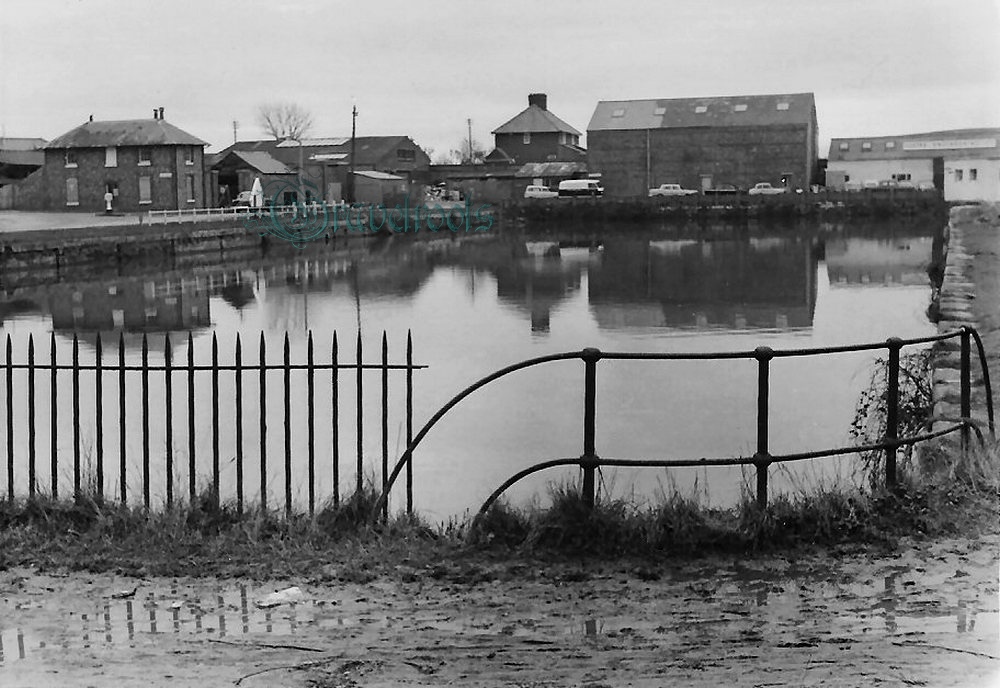Old photos of Chichester - scroll down