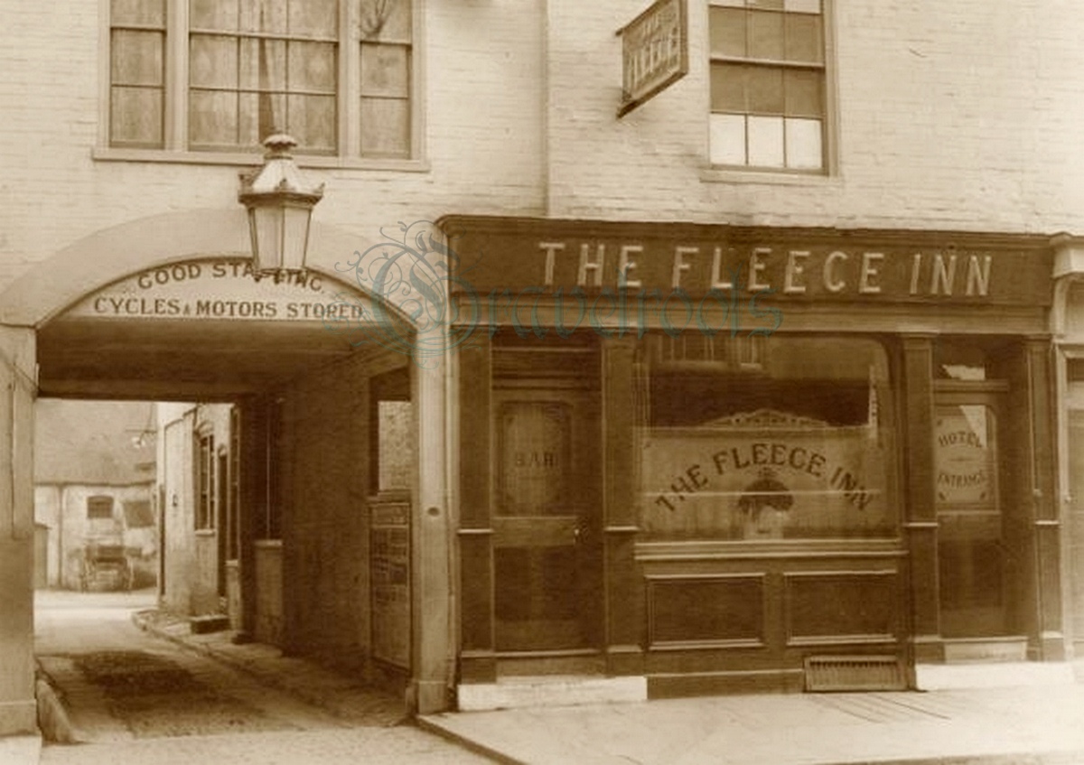  old photo of Fleece Inn, East Street, Chichester, Sussex - click image to return