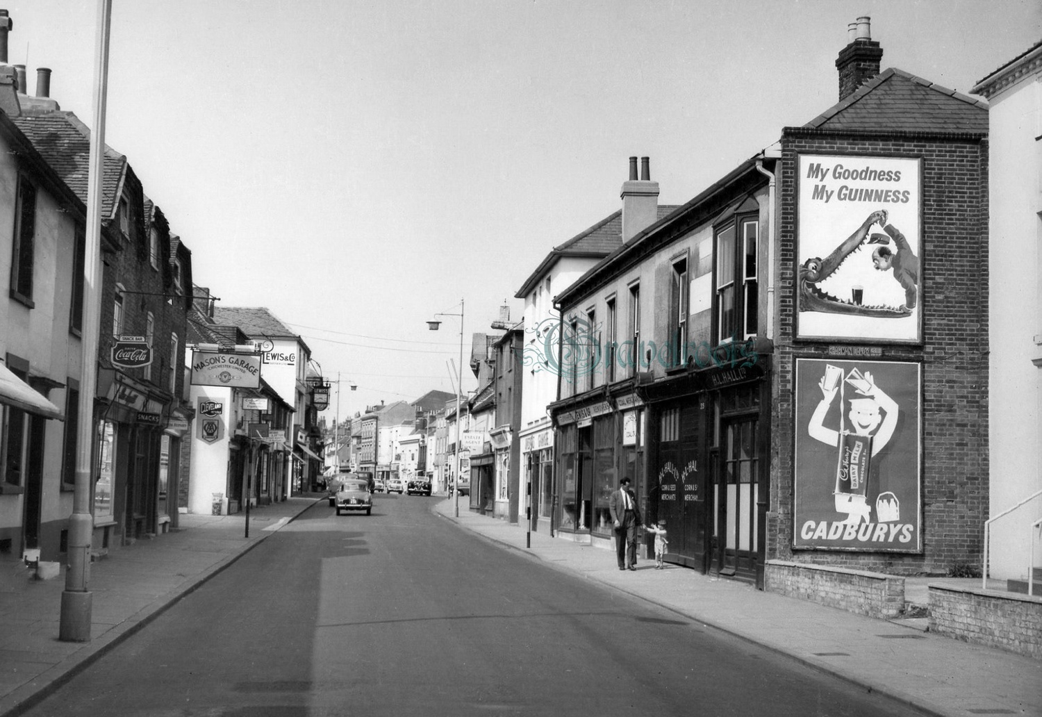  old photo of South Street, Chichester, Sussex - click image below to return
