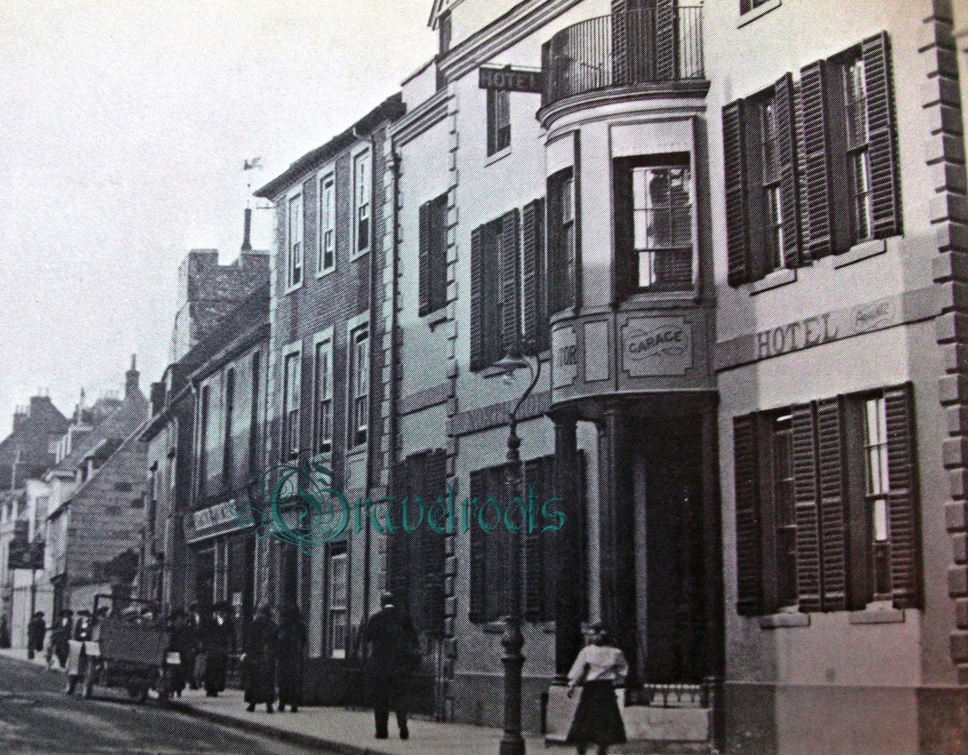  old photo of North Street, Chichester, Sussex - click image below to return