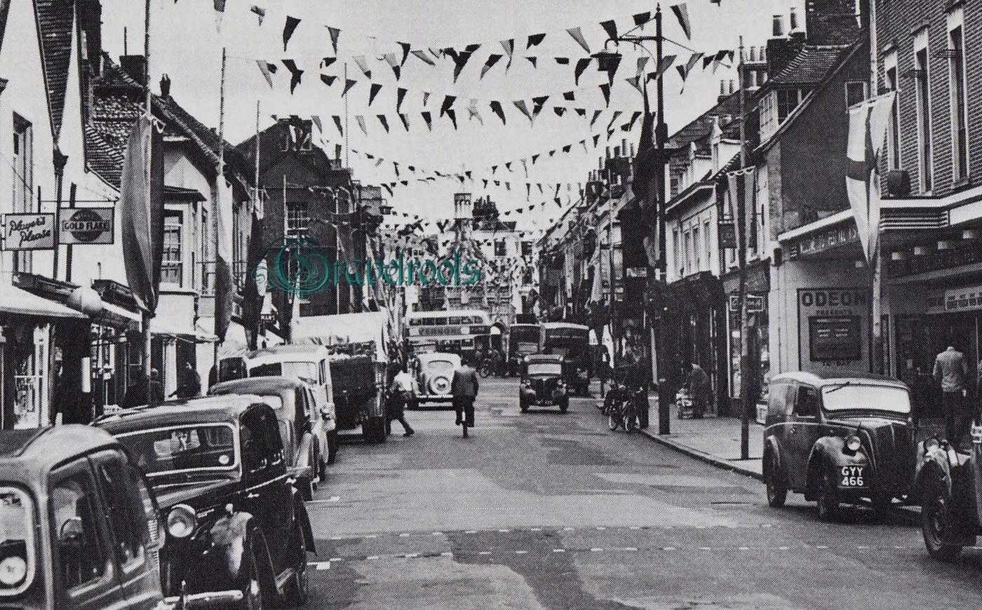  old photo of South Street, Chichester, Sussex - click image to return