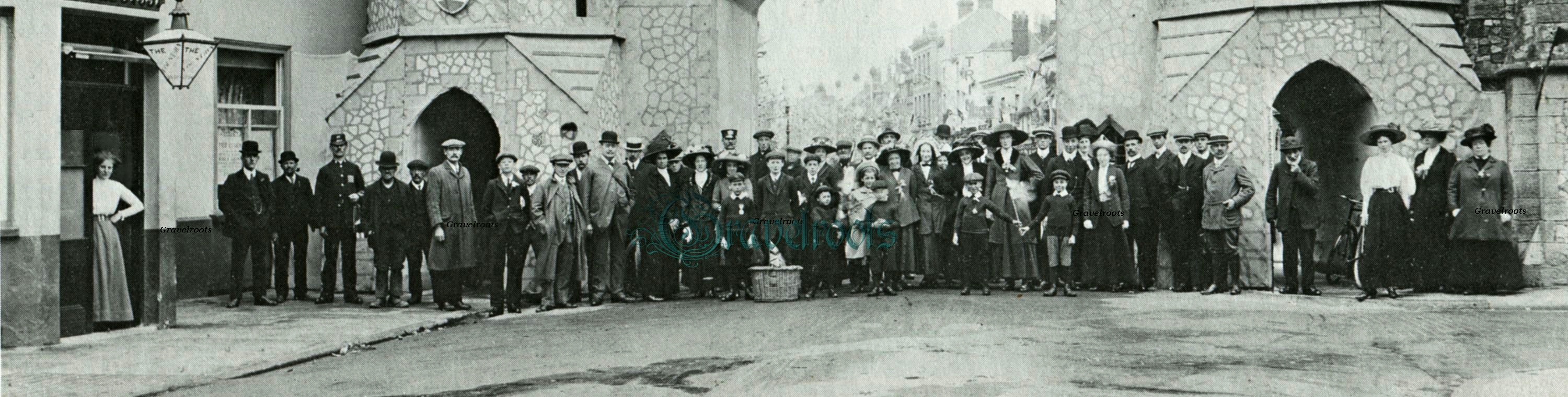 scroll right - - click image to return