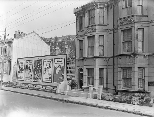 Queens Road